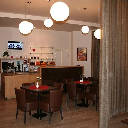 Edvards Hotel Riga