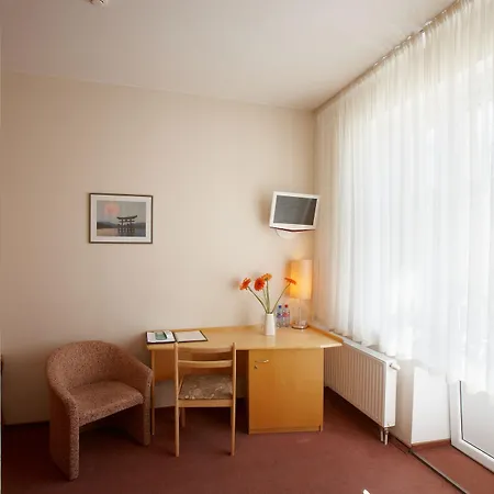 Edvards Hotel Riga