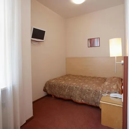 Отель Edvards 3*