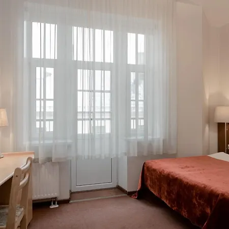 Edvards Hotel
