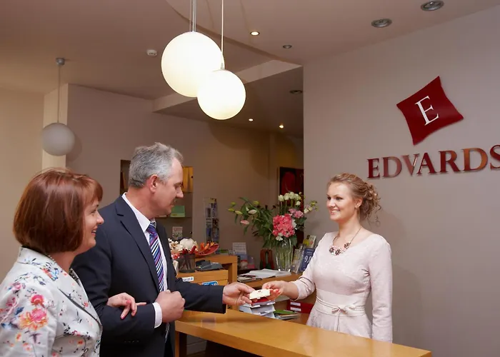 Edvards 3* Riga